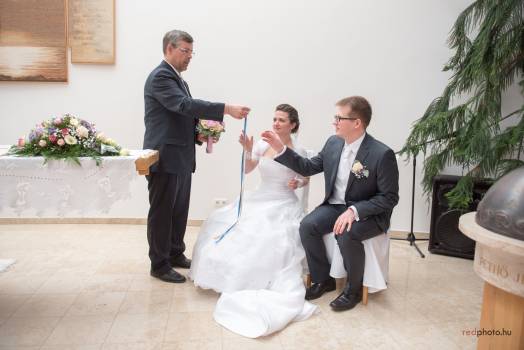 Templomi esküvő